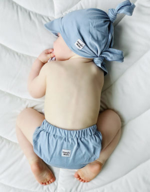 majtki na pampersa dla niemowlaka