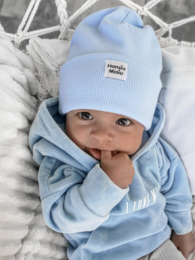 czapka wiosenna niemowlęcabłękit