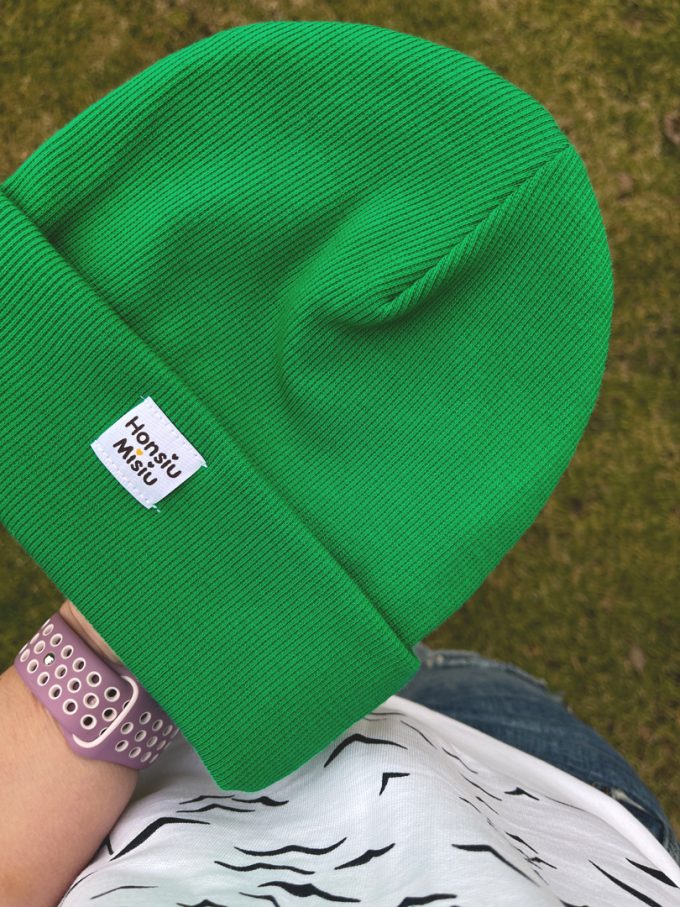 czapka zielona dla chłopca wiosenna