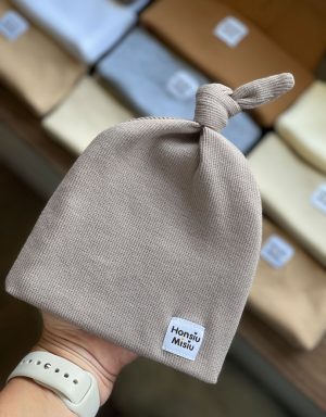 czapka dla noworodka beżowa