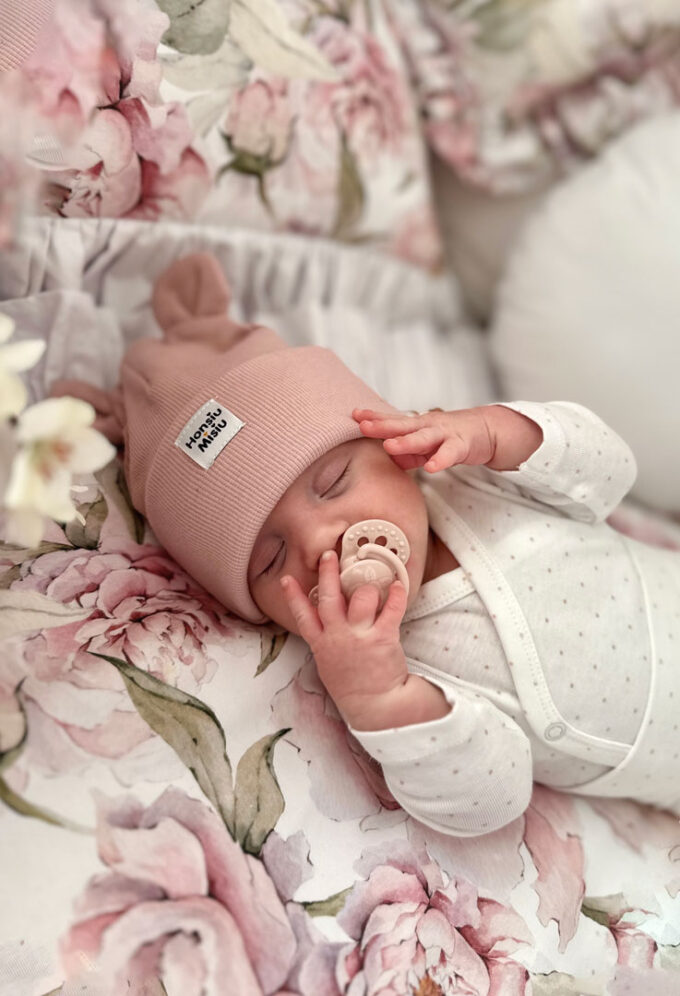 czapka z uszami dla noworodka dziewczynki